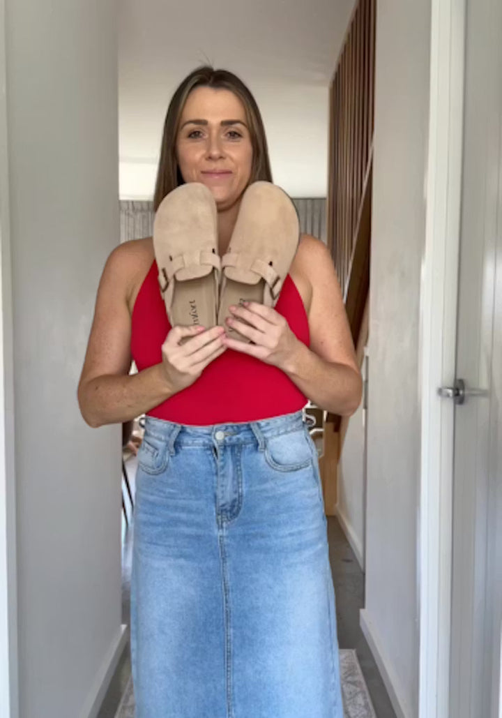 Review by Emma Dubois